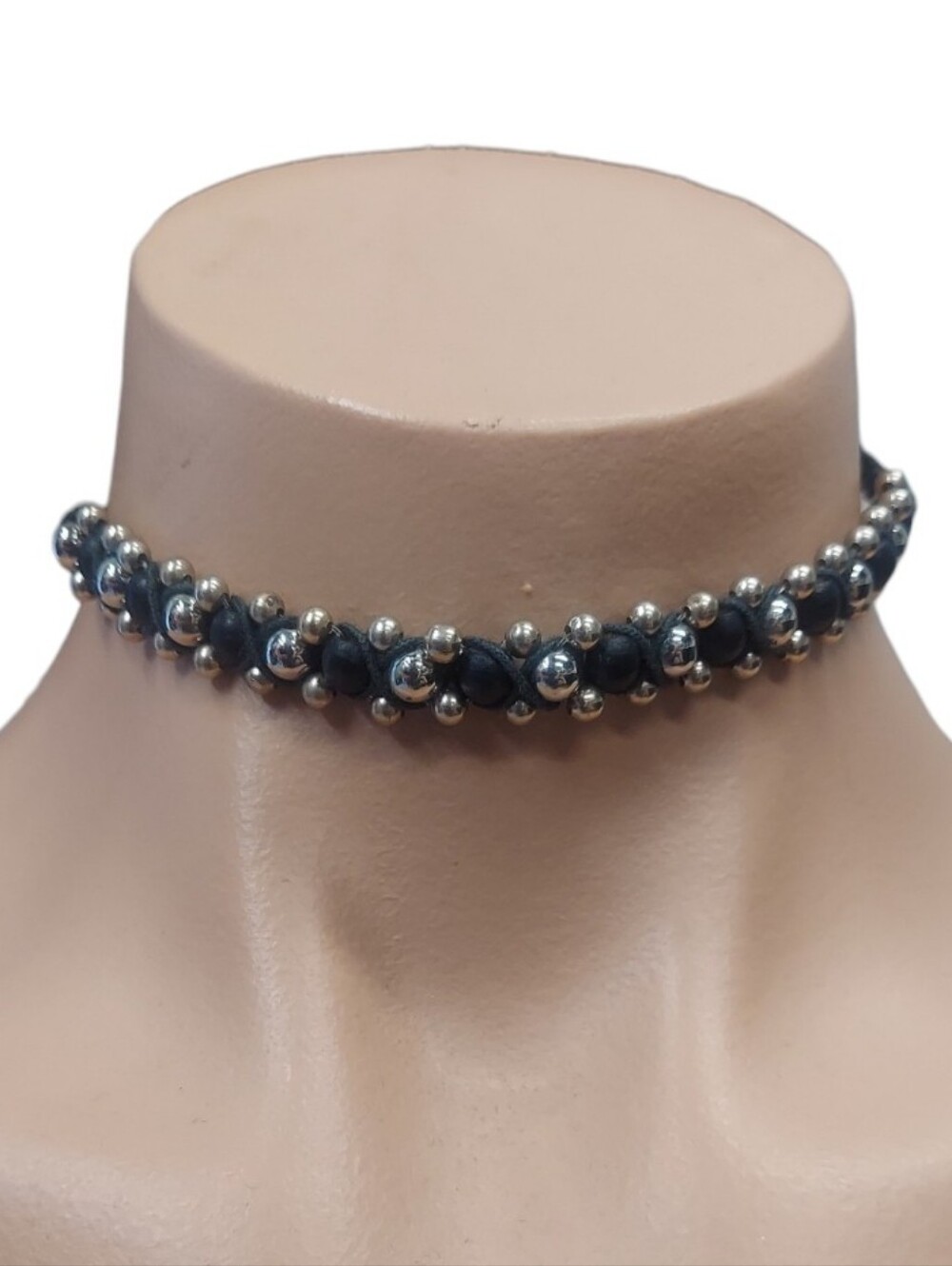 N4176 Unisex Vtg Macrame Black & Silver Beaded Choker Necklace Beach Unisex